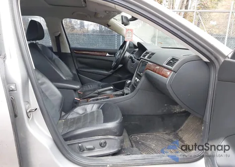 2013 Volkswagen Passat 2.0L Tdi Sel Premium z USA, uszkodzony, nr VIN 1VWCN7A31DC023451